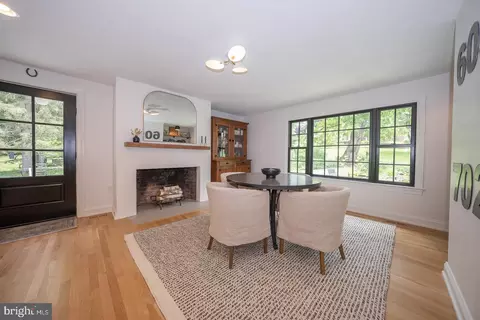 Dining - 161 Hunters Ln, Devon, PA 19333 photo 4 of 4
