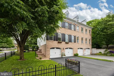 21 S Brandywine St, West Chester, PA 19382