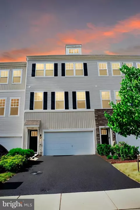 335 Dawson Pl, Downingtown, PA 19335
