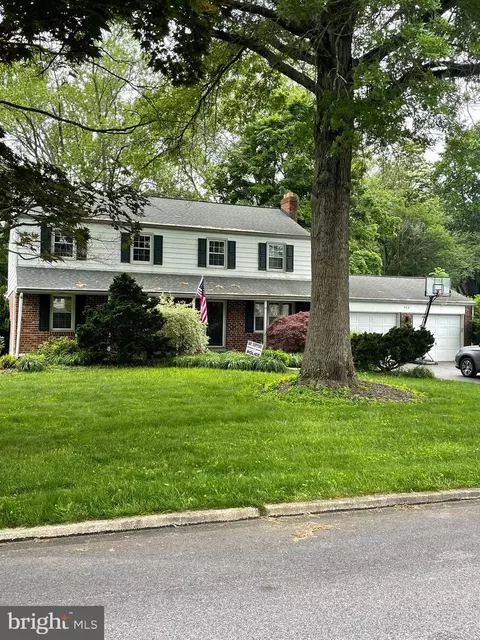 808 Steward Ln, West Chester, PA 19382