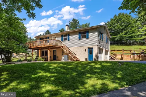 460 Little Elk Creek Rd, Lincoln University, PA 19352