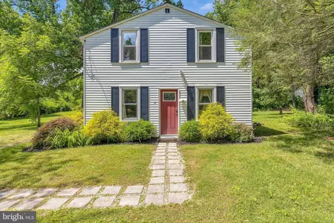333 Warwick Rd, Elverson, PA 19520