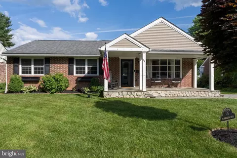 54 Kenalcon Dr, Phoenixville, PA 19460