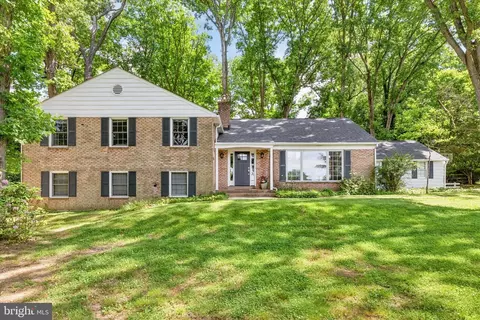 920 Hobbs Rd, Wayne, PA 19087