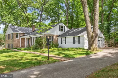 920 Hobbs Rd, Wayne, PA 19087 photo 2