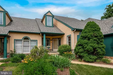 1249 Oakmont Ln, West Chester, PA 19380