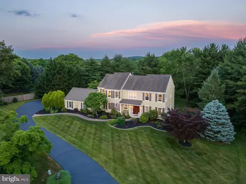 45 Bantry Ln, Phoenixville, PA 19460