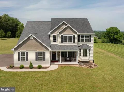 97 Linwood Cir, Pottstown, PA 19465