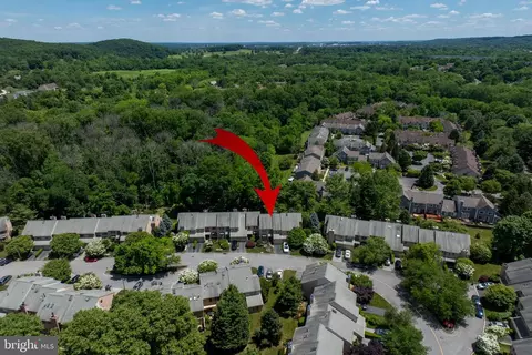 View/Area - 35 Militia Hill Dr, Chesterbrook, PA 19087 photo 3 of 9