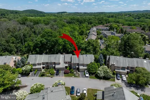View/Area - 35 Militia Hill Dr, Chesterbrook, PA 19087 photo 2 of 9