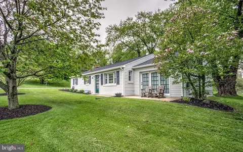 327 S Bonsall Rd, Coatesville, PA 19320