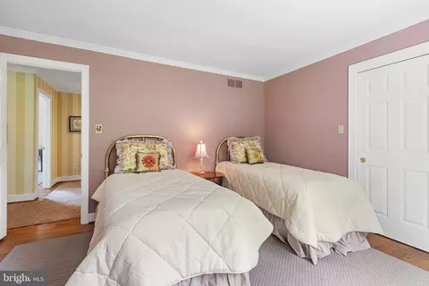 Bedroom - 363 Pond View Rd, Devon, PA 19333 photo 4 of 5