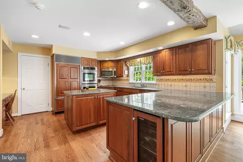 Kitchen - 363 Pond View Rd, Devon, PA 19333 photo 3 of 3