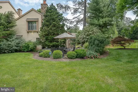 Exterior - 8 Sugar Knoll Dr, Devon, PA 19333 photo 7 of 16