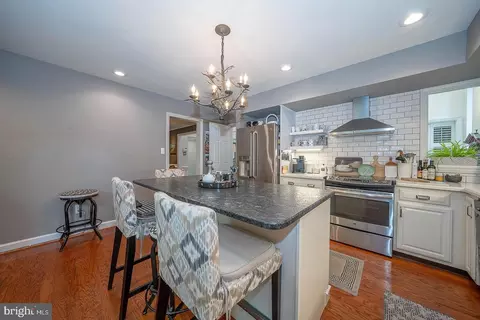 Kitchen - 8 Sugar Knoll Dr, Devon, PA 19333 photo 5 of 5