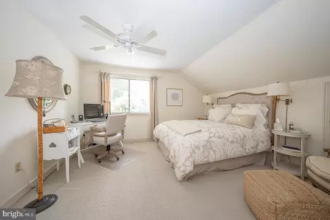 Bedroom - 8 Sugar Knoll Dr, Devon, PA 19333 photo 4 of 10