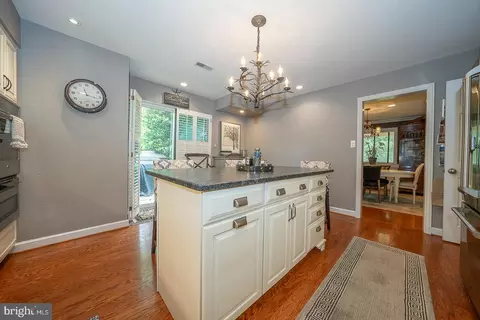 Entry Way - 8 Sugar Knoll Dr, Devon, PA 19333 photo 10 of 14