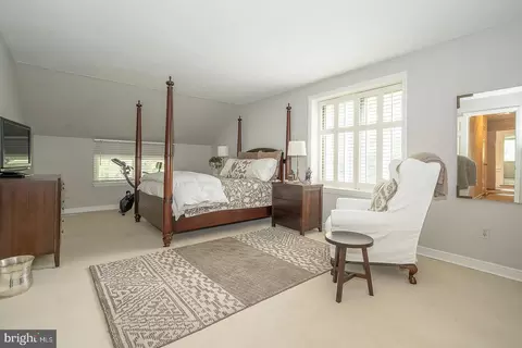 Bedroom - 8 Sugar Knoll Dr, Devon, PA 19333 photo 9 of 10