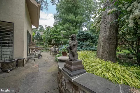 Exterior - 8 Sugar Knoll Dr, Devon, PA 19333 photo 10 of 16