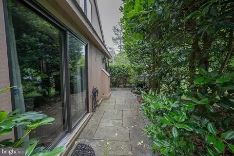 Exterior - 8 Sugar Knoll Dr, Devon, PA 19333 photo 14 of 16