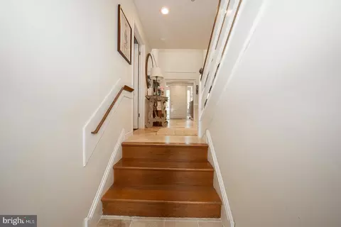 Entry Way - 8 Sugar Knoll Dr, Devon, PA 19333 photo 6 of 14