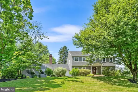 940 Stuart Ln, Berwyn, PA 19312