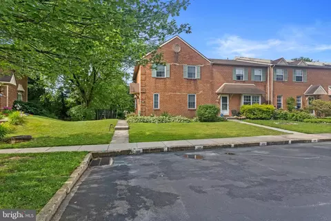 329 Penwyllt Ct, Exton, PA 19341