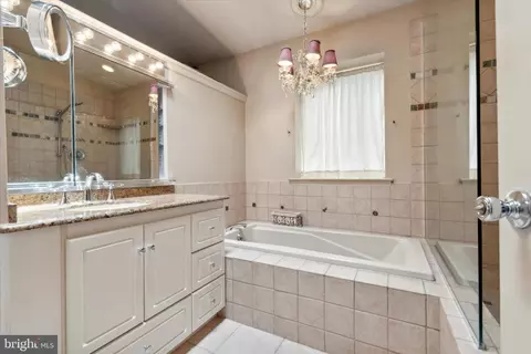 4 Lantern Ln, Chesterbrook, PA 19087 photo 16