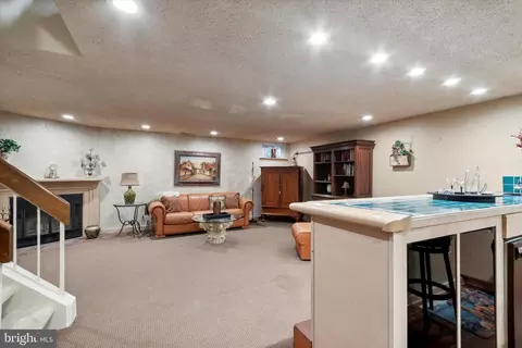 4 Lantern Ln, Chesterbrook, PA 19087 photo 29