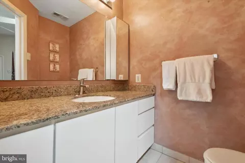 4 Lantern Ln, Chesterbrook, PA 19087 photo 17