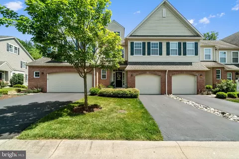 258 Deepdale Dr, Kennett Square, PA 19348
