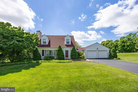 224 Hibernia Rd, Coatesville, PA 19320