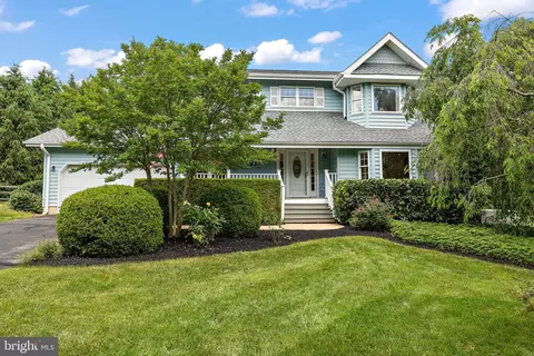 228 Faggs Manor Rd, Cochranville, PA 19330