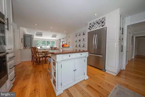 Kitchen - 532 Timber Ln, Devon, PA 19333 photo 3 of 4
