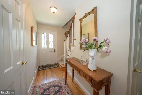 Entry Way - 532 Timber Ln, Devon, PA 19333 photo 1 of 5