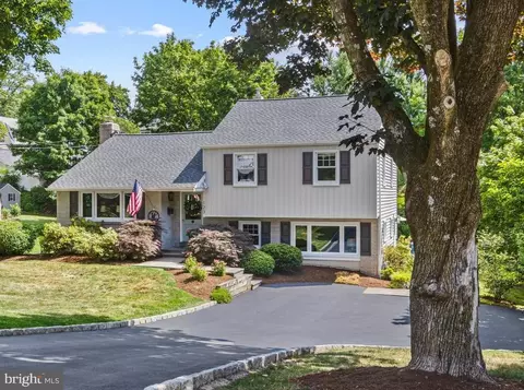 123 Bartholomew Rd, Berwyn, PA 19312