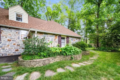 Exterior - 78 Crestline Rd, Wayne, PA 19087 photo 12 of 15