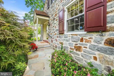 Exterior - 78 Crestline Rd, Wayne, PA 19087 photo 7 of 15