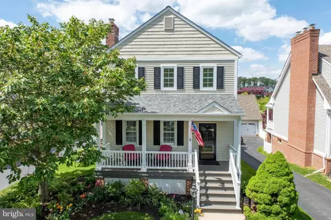 498 Fairmont Dr, Chester Springs, PA 19425