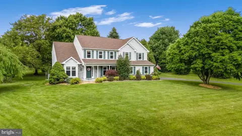 6 Laurel Way, Downingtown, PA 19335