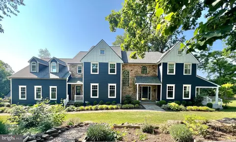 1216 Tullamore Cir, Chester Springs, PA 19425