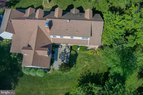 View/Area - 542 Tory Hill Rd, Devon, PA 19333 photo 2 of 2