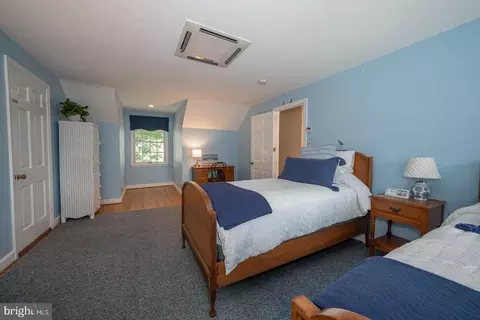 Bedroom - 542 Tory Hill Rd, Devon, PA 19333 photo 4 of 4