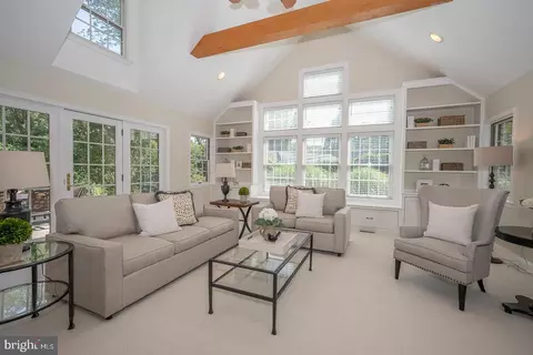 Living - 542 Tory Hill Rd, Devon, PA 19333 photo 4 of 7