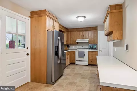 Other - 209 Anthony Wayne Dr, Wayne, PA 19087 photo 3 of 12