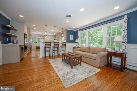 637 Timber Ln, Devon, PA 19333 photo 8