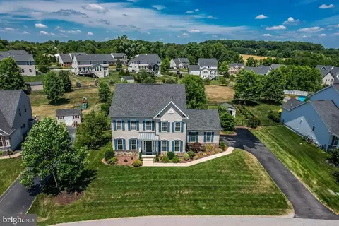 107 Pierce Ln, Kennett Square, PA 19348