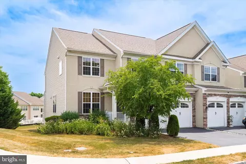 2422 Copper Creek Rd, Chester Springs, PA 19425