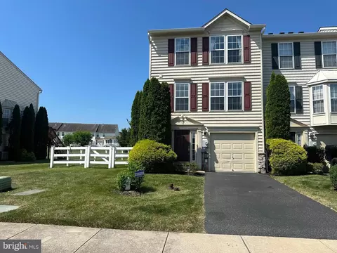 51 Dare Ln, Pottstown, PA 19465
