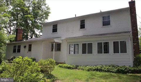 92 Glendale Rd, Exton, PA 19341 photo 3